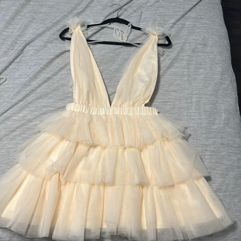Never worn crème mini dress